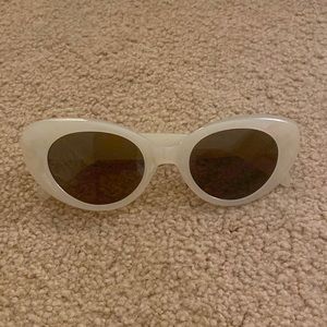 Cat eye sunglasses